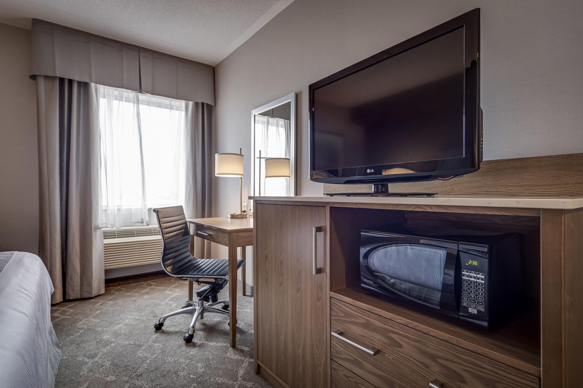 Monte Carlo Inn Vaughan Suites Exterior photo