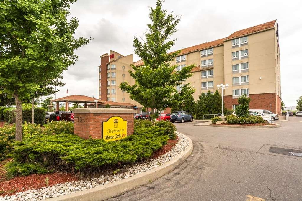 Monte Carlo Inn Vaughan Suites Exterior photo